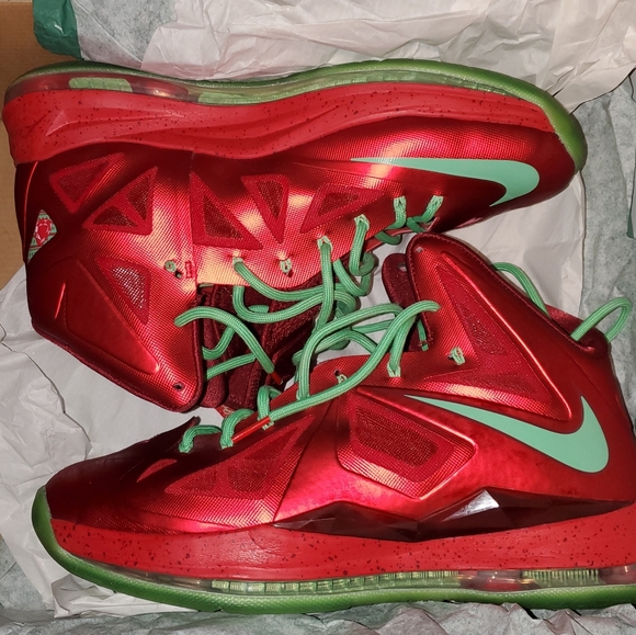 Authentic Lebron X Christmas. Send offers - Picture 1 of 8